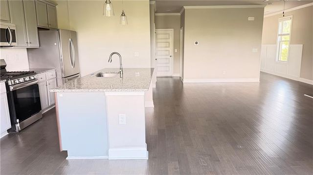 2005 Manor Pointe Drive, Cumming, GA 30041