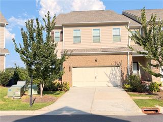 2005 Manor Pointe Drive, Cumming, GA 30041