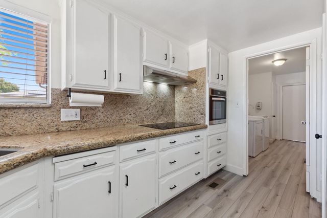 2051 E Fremont, Fresno, CA 93710
