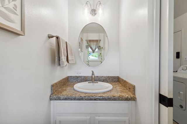 2051 E Fremont, Fresno, CA 93710