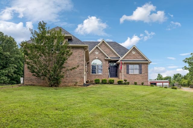 947 Bold Springs Rd, Mc Ewen, TN 37101
