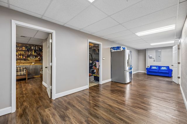 947 Bold Springs Rd, Mc Ewen, TN 37101