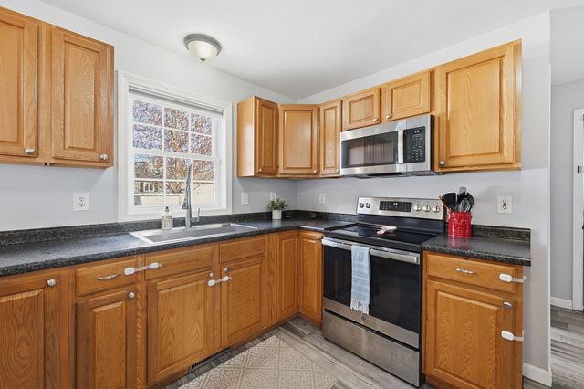 157 Mission Avenue, Manchester, NH 03104