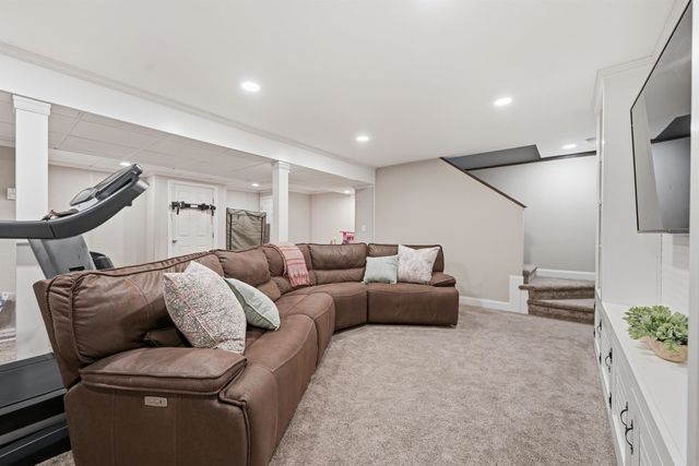 157 Mission Avenue, Manchester, NH 03104