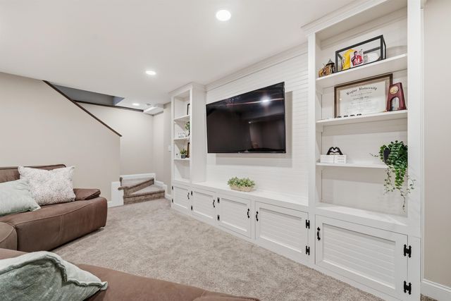 157 Mission Avenue, Manchester, NH 03104