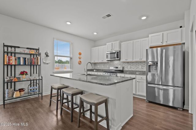 132 Tributary Circle, Wilmington, NC 28401