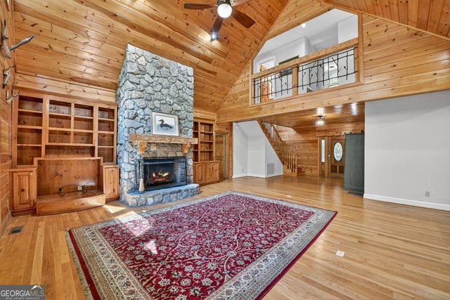 88 Pauls Lane, Ellijay, GA 30536