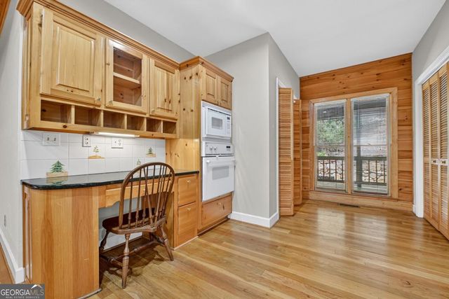 88 Pauls Lane, Ellijay, GA 30536
