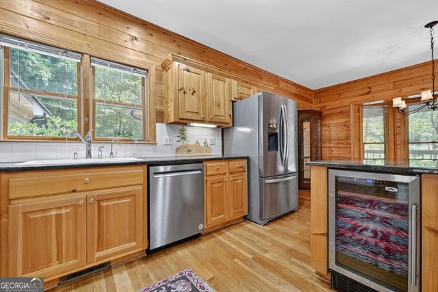 88 Pauls Lane, Ellijay, GA 30536