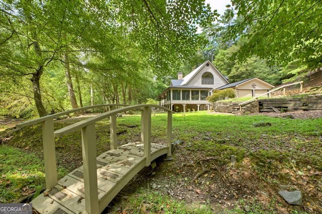 88 Pauls Lane, Ellijay, GA 30536