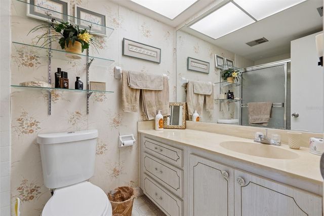 4890 BAY STREET NE 326, St Petersburg, FL 33703