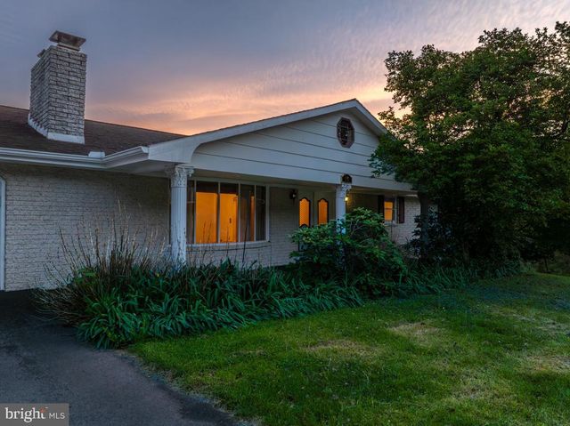 16 MARVA CT, Martinsburg, WV 25404