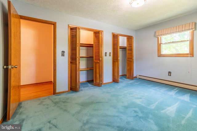 16 MARVA CT, Martinsburg, WV 25404