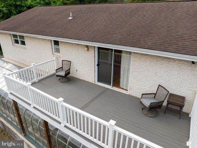 16 MARVA CT, Martinsburg, WV 25404