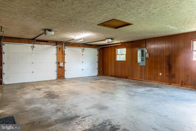 16 MARVA CT, Martinsburg, WV 25404