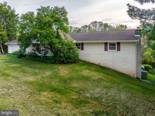 16 MARVA CT, Martinsburg, WV 25404