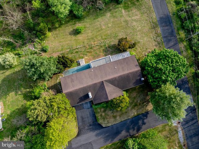 16 MARVA CT, Martinsburg, WV 25404