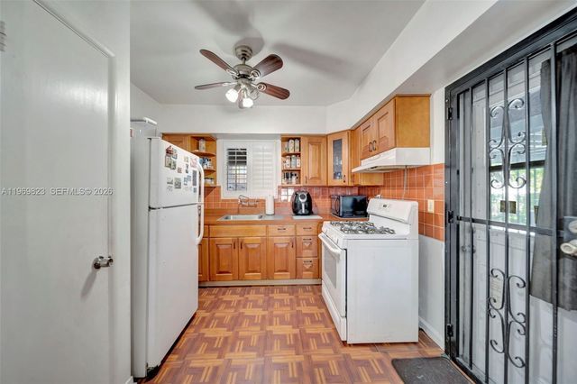 890 NE 138th Street, North Miami, FL 33161