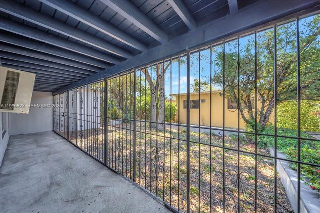 890 NE 138th Street, North Miami, FL 33161