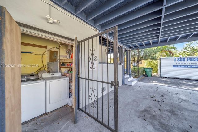 890 NE 138th Street, North Miami, FL 33161