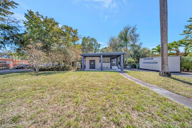 890 NE 138th Street, North Miami, FL 33161
