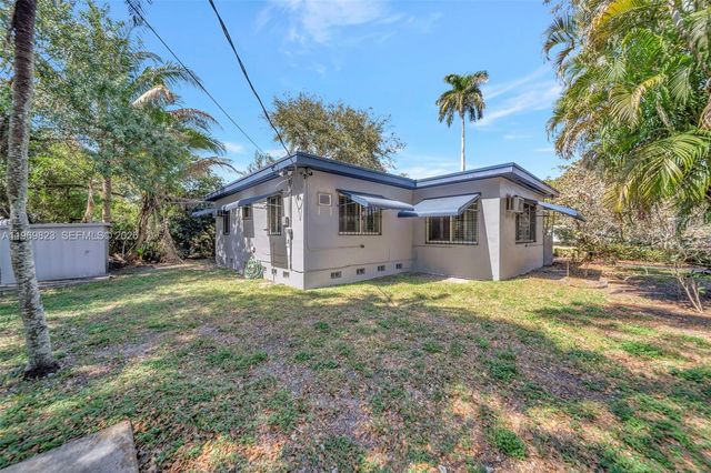 890 NE 138th Street, North Miami, FL 33161