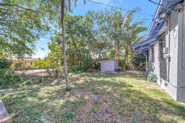 890 NE 138th Street, North Miami, FL 33161