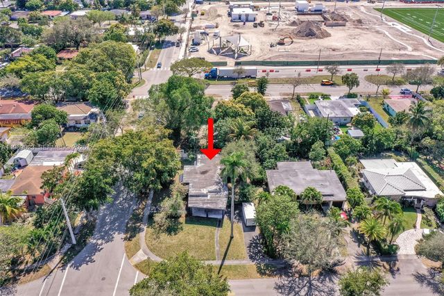 890 NE 138th Street, North Miami, FL 33161