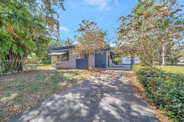 890 NE 138th Street, North Miami, FL 33161