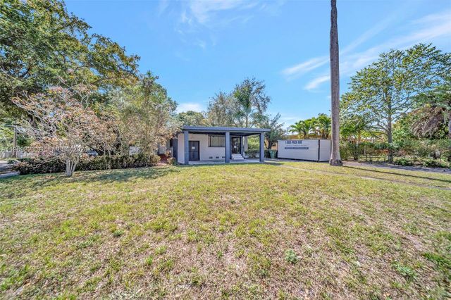 890 NE 138th Street, North Miami, FL 33161