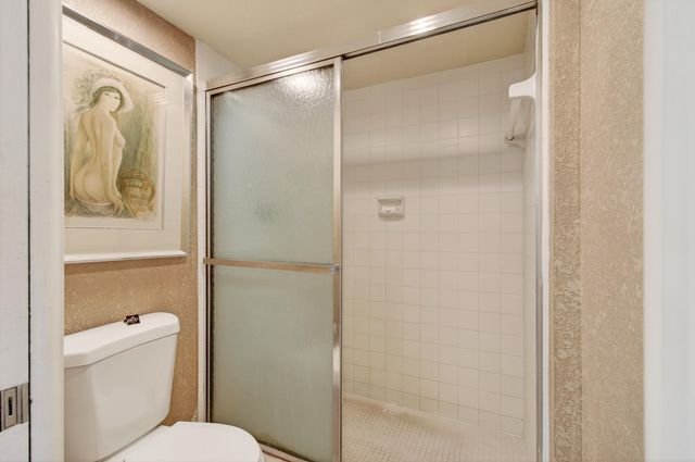 2303 Bridgewood Drive 2303, Boca Raton, FL 33434