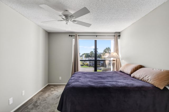 2303 Bridgewood Drive 2303, Boca Raton, FL 33434