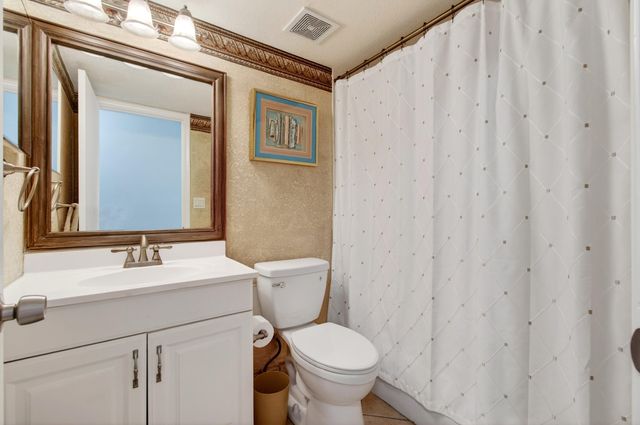 2303 Bridgewood Drive 2303, Boca Raton, FL 33434
