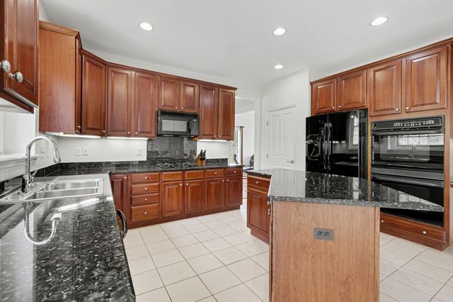 1447 Bicentennial Parkway, Pittsfield Charter Twp, MI 48108