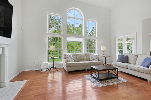 1447 Bicentennial Parkway, Pittsfield Charter Twp, MI 48108