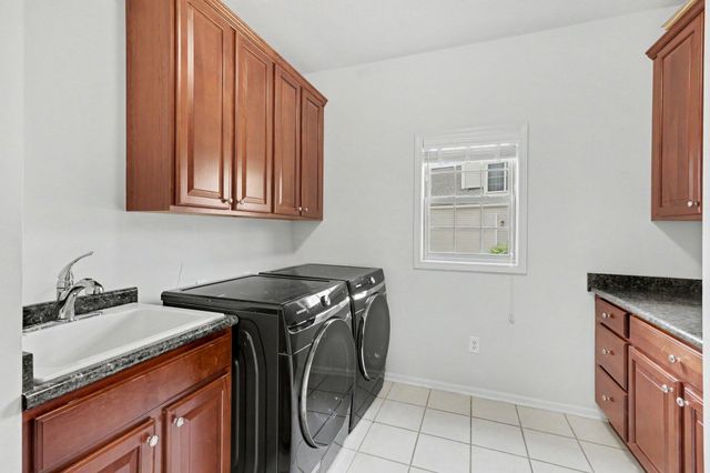 1447 Bicentennial Parkway, Pittsfield Charter Twp, MI 48108