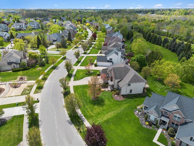 1447 Bicentennial Parkway, Pittsfield Charter Twp, MI 48108