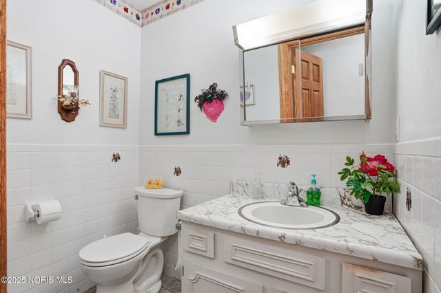 17024 E State Route 12, Findlay, OH 45840