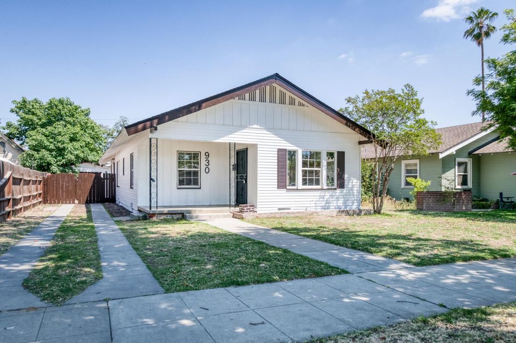 Image 5 of property listing at 930 N Arthur Avenue, Fresno, CA 93728