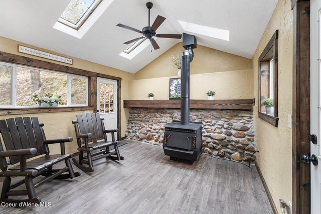 457 E Market Ave, Kellogg, ID 83837