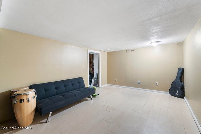 457 E Market Ave, Kellogg, ID 83837