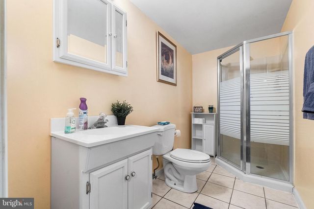 1 OVERLOOK CIR, Sicklerville, NJ 08081