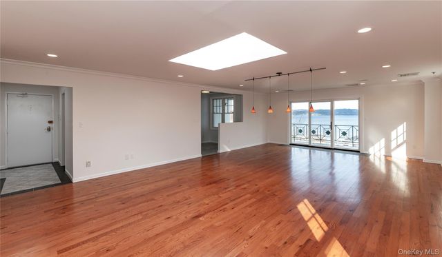 51 N Broadway 4B, Nyack, NY 10960
