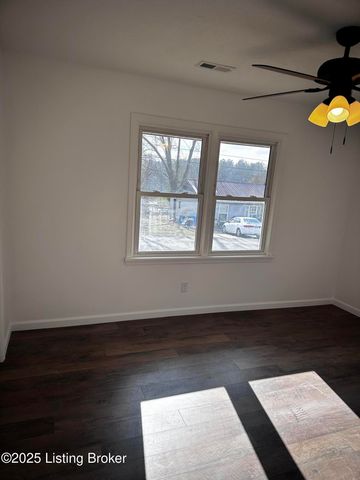 523 Leavette Ave, Leitchfield, KY 42754