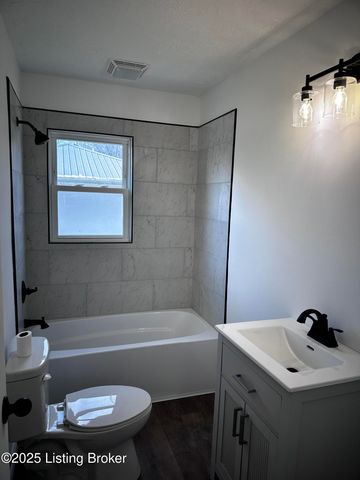 523 Leavette Ave, Leitchfield, KY 42754