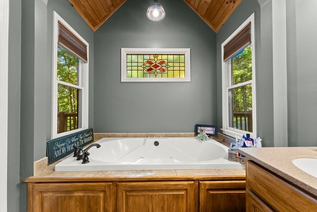 133 Pine Ridge Road, Ellijay, GA 30536