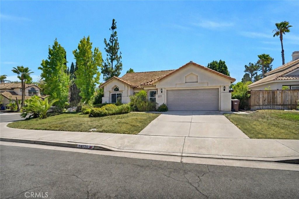 24135 Huntridge, Murrieta, CA 92562 — exterior