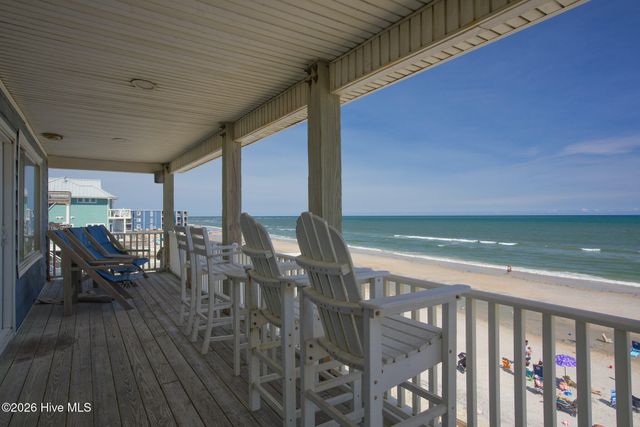 33 Porpoise Place, N Topsail Beach, NC 28460