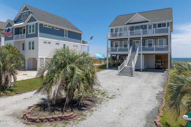 33 Porpoise Place, N Topsail Beach, NC 28460