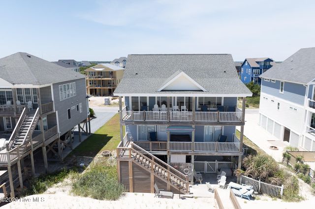 33 Porpoise Place, N Topsail Beach, NC 28460